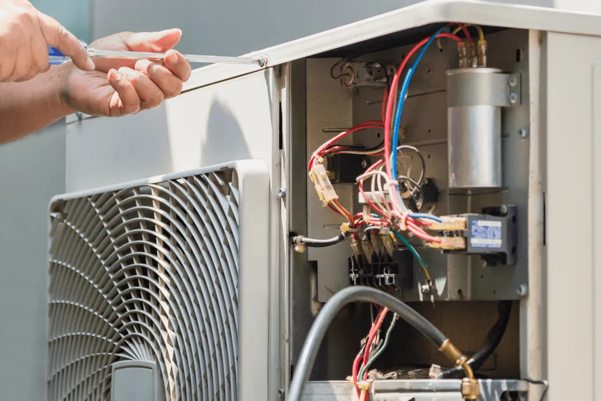 Air conditioning outdoor condenser unit repair and service